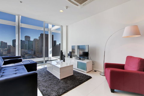Light And Spacious, Stunning Views Of Adelaide - Kawana Tourism 0