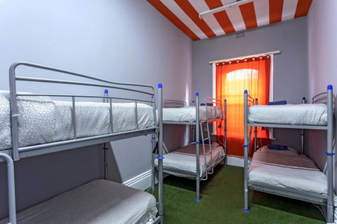 Tequila Sunrise Hostel Adelaide - Kawana Tourism 11