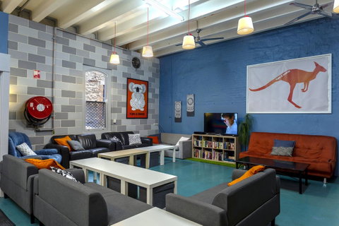 Tequila Sunrise Hostel Adelaide - Kawana Tourism 5