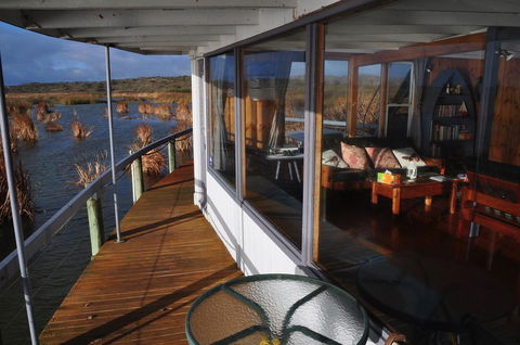 PS Federal Retreat Paddle Steamer Goolwa - Kawana Tourism 30