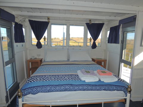 PS Federal Retreat Paddle Steamer Goolwa - Kawana Tourism 25