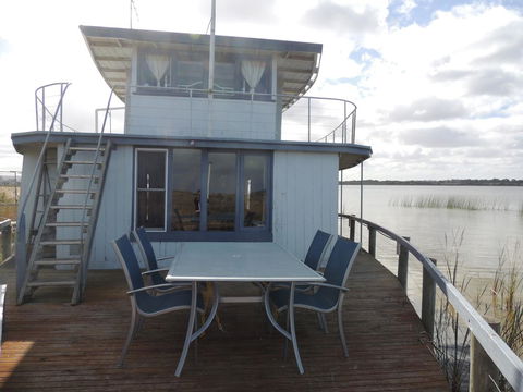 PS Federal Retreat Paddle Steamer Goolwa - Kawana Tourism 34
