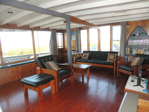 PS Federal Retreat Paddle Steamer Goolwa - Kawana Tourism 20