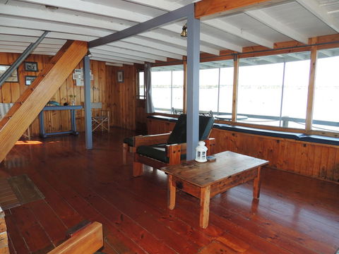 PS Federal Retreat Paddle Steamer Goolwa - Kawana Tourism 21