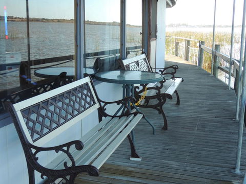 PS Federal Retreat Paddle Steamer Goolwa - Kawana Tourism 26