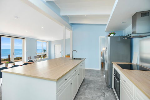Salomon Sea Haus - Sellicks Beach - C21 SouthCoast Holidays - Kawana Tourism 8