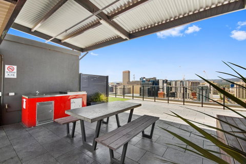 Swainson On Grote - Kawana Tourism 5