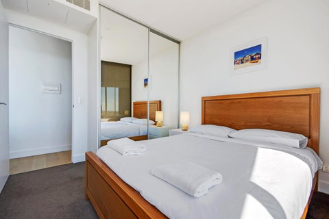 Swainson At Vue - Kawana Tourism 13