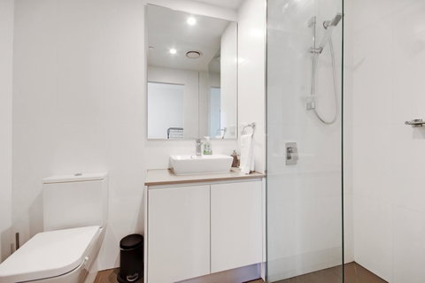 Swainson At Vue - Kawana Tourism 1