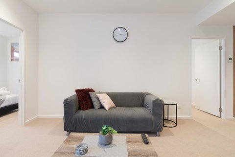 Ther-Rich 2Brm CBD Apartment - Kawana Tourism 33