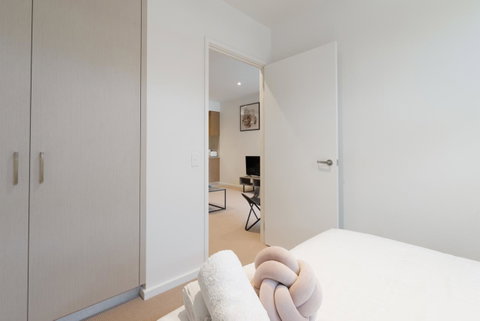Ther-Rich 2Brm CBD Apartment - Kawana Tourism 4