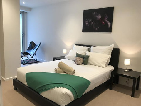 Ther-Rich 2Brm CBD Apartment - Kawana Tourism 44