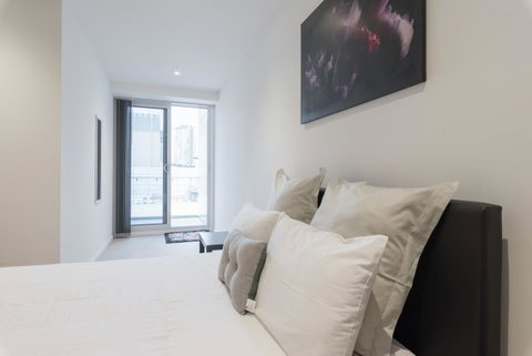 Ther-Rich 2Brm CBD Apartment - Kawana Tourism 1