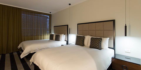Ellen Hotel - Kawana Tourism 17