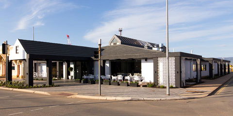 Ellen Hotel - Kawana Tourism 9