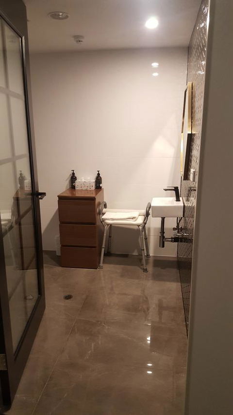 Ellen Hotel - Kawana Tourism 2