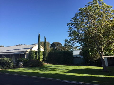 Alexander Cameron Suites - Kawana Tourism 2