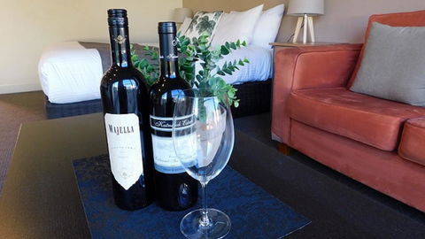 Alexander Cameron Suites - Kawana Tourism 14