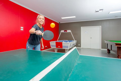 BIG4 Renmark Riverfront Holiday Park - Kawana Tourism 24