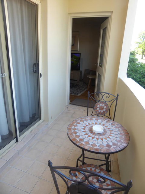 ADELAIDE CENTRAL APARTMENT - 3BR, 2BATH & CARPARK - Kawana Tourism 20
