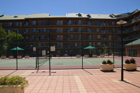 ADELAIDE CENTRAL APARTMENT - 3BR, 2BATH & CARPARK - Kawana Tourism 21