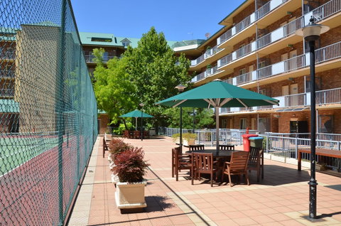 ADELAIDE CENTRAL APARTMENT - 3BR, 2BATH & CARPARK - Kawana Tourism 24