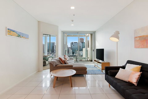 Stylish And Comfortable, Views Over Gouger St! - Kawana Tourism 19