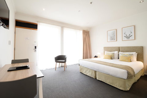 Manna By Haus - Kawana Tourism 34