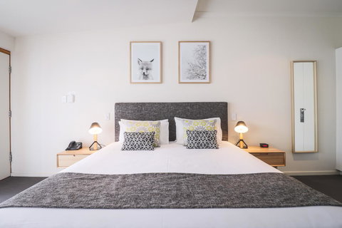 Manna By Haus - Kawana Tourism 15