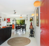 Red Door - Kawana Tourism