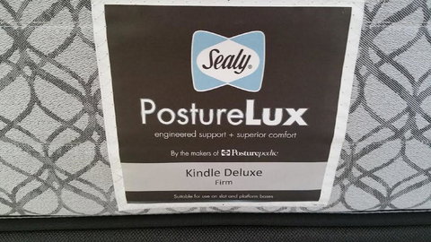 Acaill Accommodation Esplanade Living Self Check-In Self Check-Out - Kawana Tourism 35