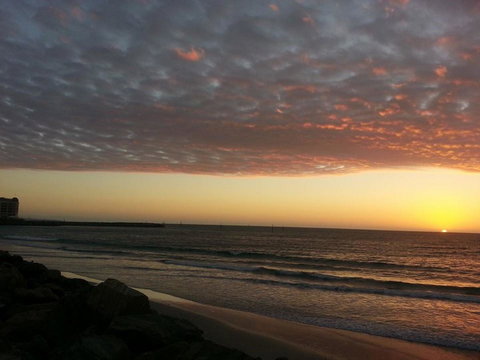 Acaill Accommodation Esplanade Living Self Check-In Self Check-Out - Kawana Tourism 39