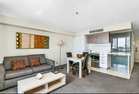 Oaks Horizon+city View+free Parking - Kawana Tourism 1