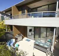 Boom 6 Boomerang Beach - Kawana Tourism