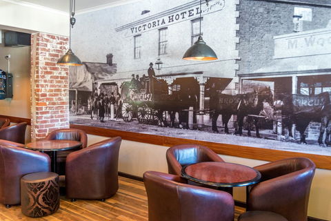 Victoria Hotel Strathalbyn - Kawana Tourism 23