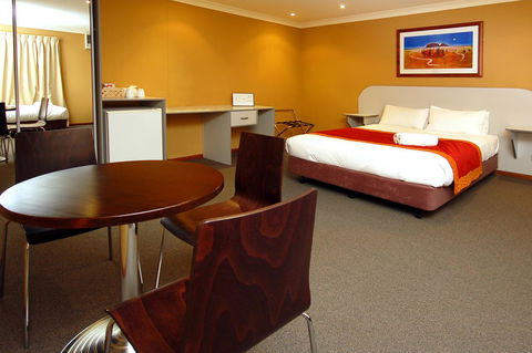 Victoria Hotel Strathalbyn - Kawana Tourism 3
