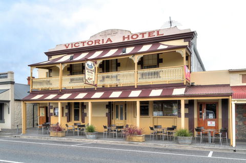 Victoria Hotel Strathalbyn - Kawana Tourism 6
