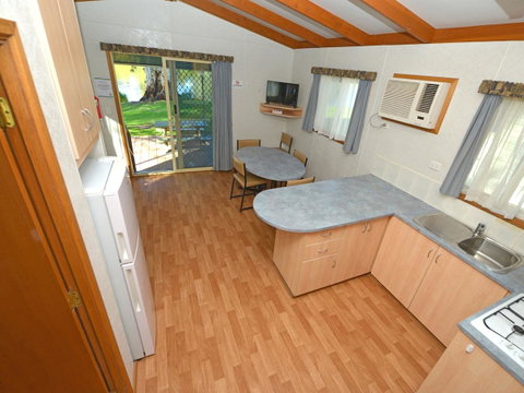 Echo Holiday Parks - Renmark - Kawana Tourism 18