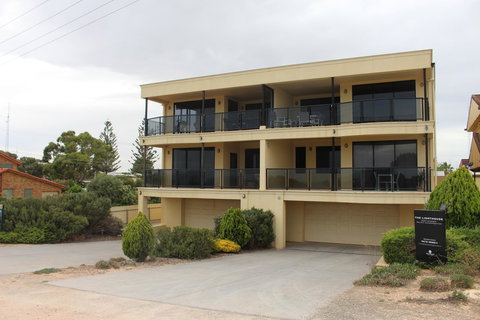 The Lighthouse - Beachfront Accommodation - Kawana Tourism 0