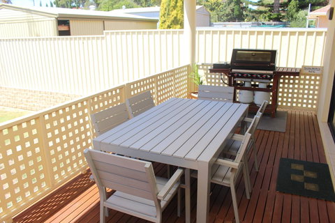 The Lighthouse - Beachfront Accommodation - Kawana Tourism 3