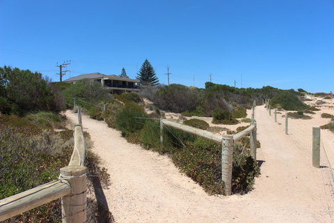 The Lighthouse - Beachfront Accommodation - Kawana Tourism 11
