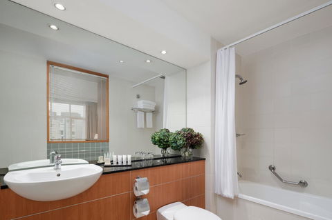 Rydges Newcastle - Kawana Tourism 14