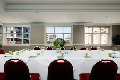 Rydges Newcastle - Kawana Tourism 42