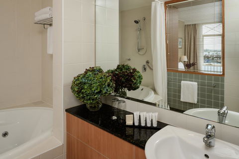 Rydges Newcastle - Kawana Tourism 15