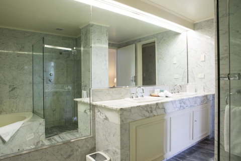 Hotel Richmond On Rundle Mall - Kawana Tourism 24