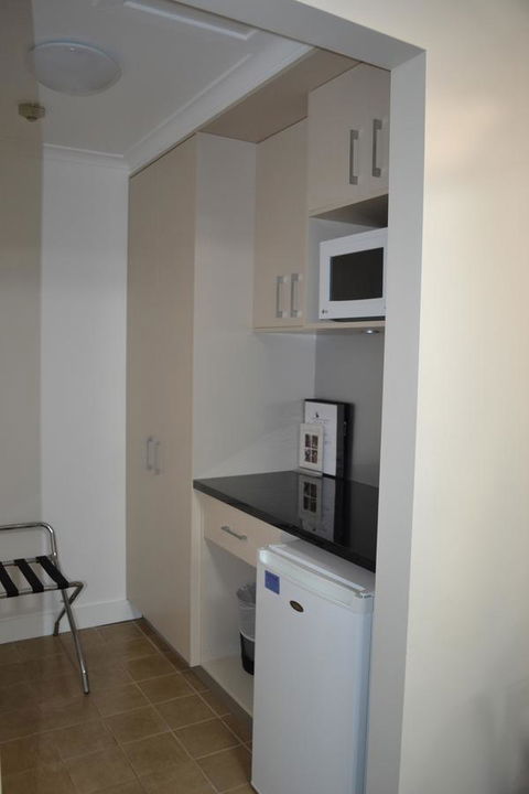 Cattlemans Country Motor Inn & Serviced Apartments - Kawana Tourism 35