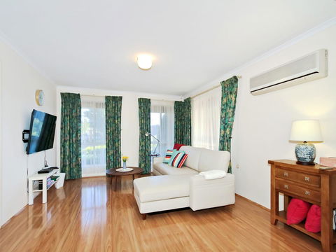 Moana Magic - C21 SouthCoast Holidays - Kawana Tourism 5