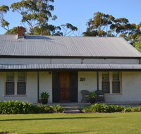 20 Hill Avenue Bed  Breakfast - Kawana Tourism