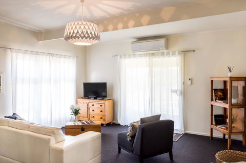 20 Hill Avenue Bed & Breakfast - Kawana Tourism 26