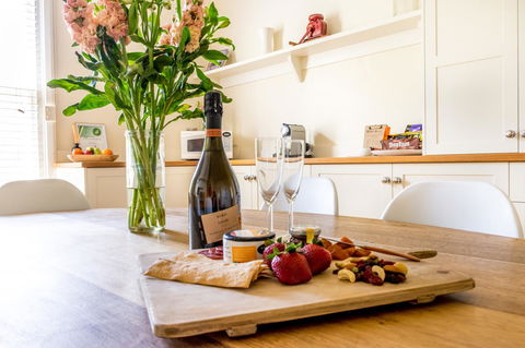 20 Hill Avenue Bed & Breakfast - Kawana Tourism 19